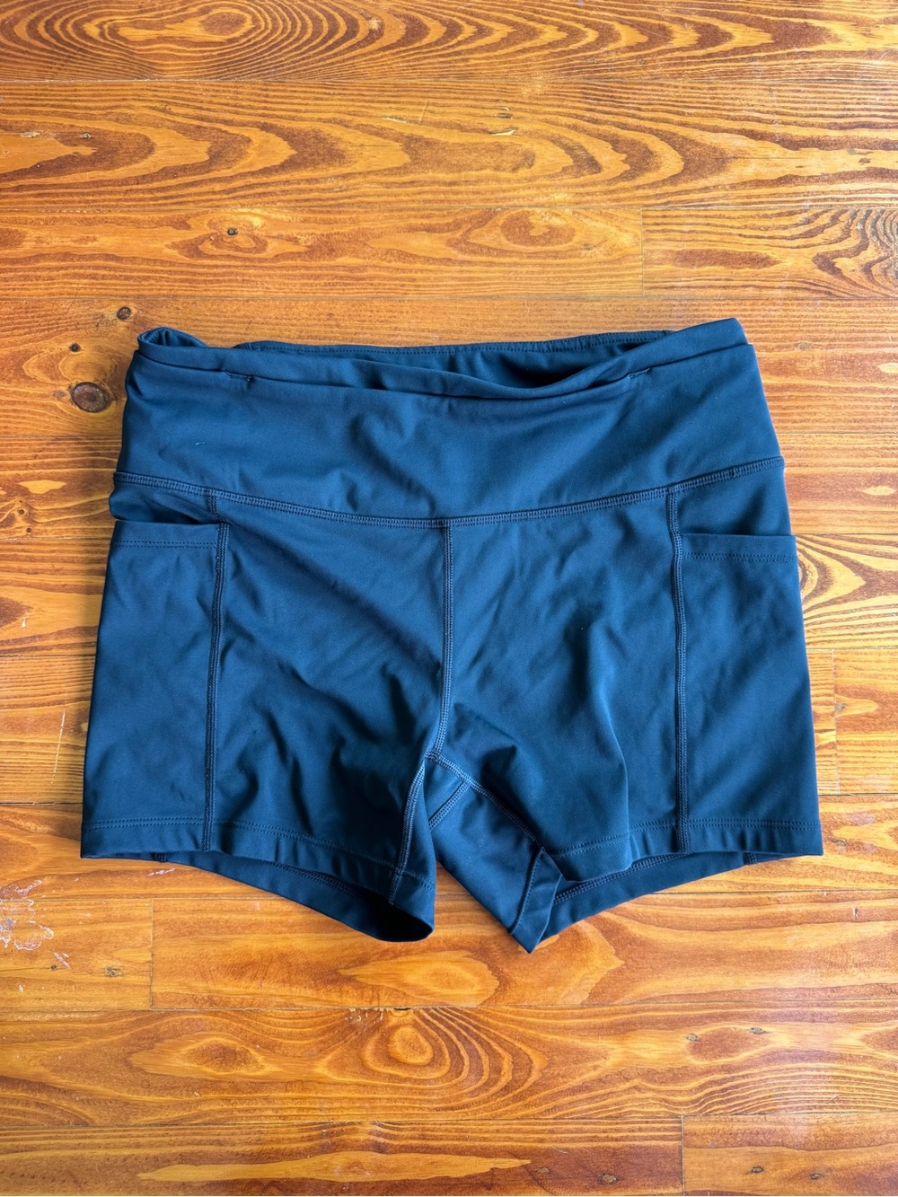 Oiselle Pockito 4” Inseam in Black